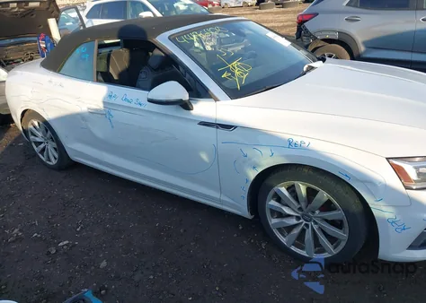 2018 Audi A5 2.0T Premium z USA, uszkodzony, nr VIN WAUYNGF52JN000387